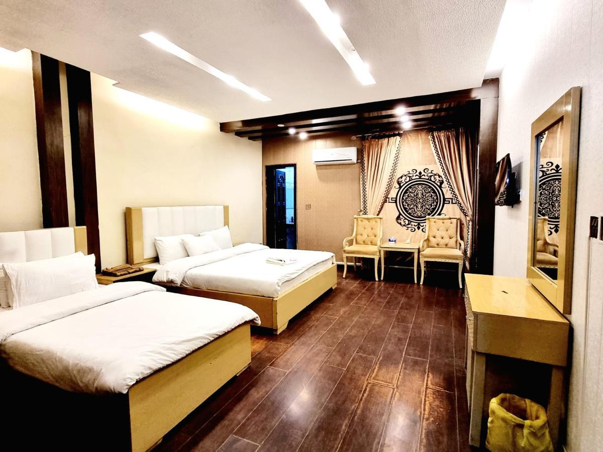 Hotel Visit Inn Executive ลาฮอร์ ภายนอก รูปภาพ